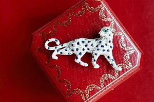 18K Gold Cartier Panthere Brooch