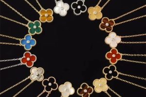 Van Cleef Limited Edition Pendant Necklace Collection