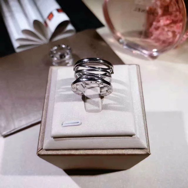 s-555405-bvlgari-quality-rings.jpg