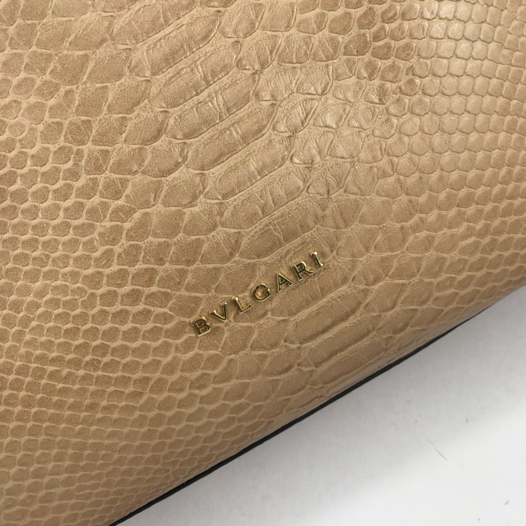 s-784135_0-bvlgari-aaa-quality-handbags-for-women.jpg