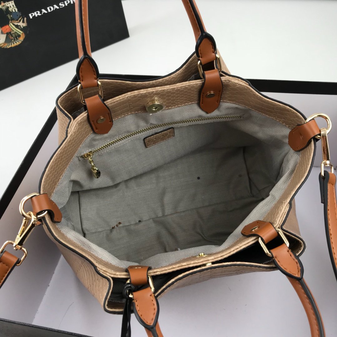 s-784135_5-bvlgari-aaa-quality-handbags-for-women.jpg