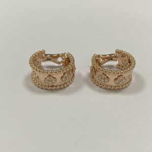 Replica VCA Perlée Clovers Yellow Gold Hoop Earrings VCARO3YE00