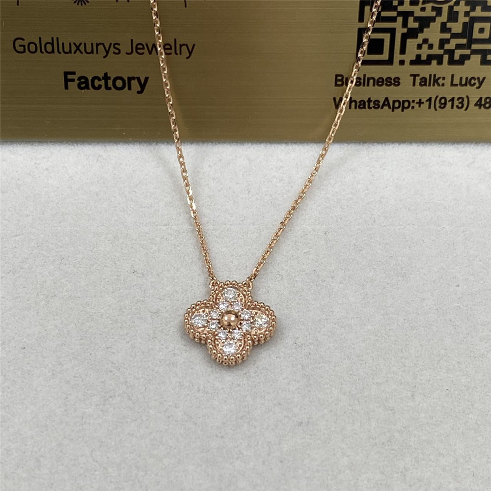 VCA Vintage Alhambra Pendant 18K Rose Gold Diamond VCARP2R300
