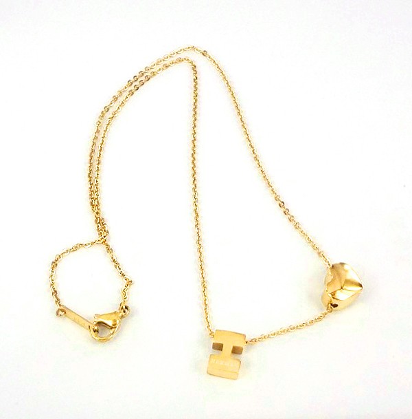 Hermes H logo with heart cham necklace,18K yellow gold