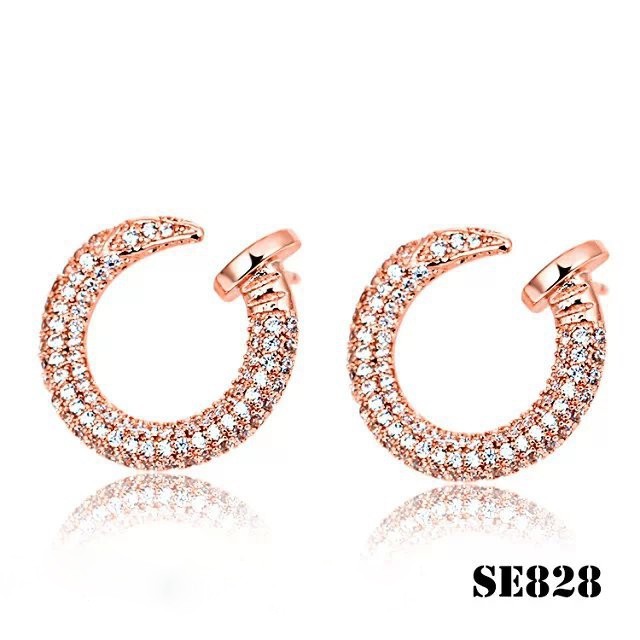 Juste un Clou Earrings in Pink Gold with Diamonds