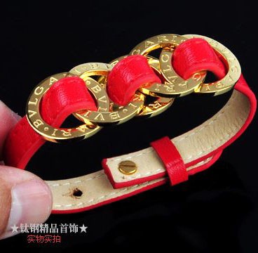 Bvlgari Bzero1 Bracelet in 18kt Yellow Gold with Red Calfskin