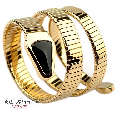 Bvlgari SERPENTI bracelet in 18kt Yellow gold with Black Onyx