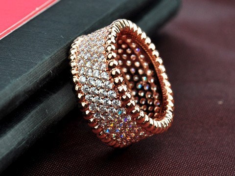 Van Cleef & Arpels Perlee Diamonds Ring in 18kt Pink Gold with Pave Diamonds