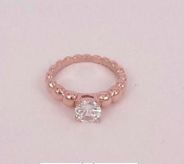 Van Cleef & Arpels Perlee Ring in 18kt Pink Gold with Diamond