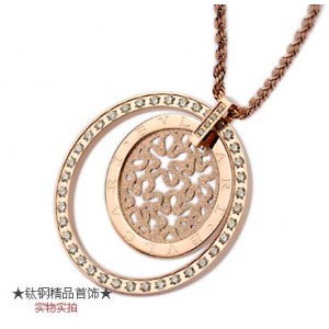 Bvlgari Condo Necklace in 18kt Pink Gold Paved With Diamonds
