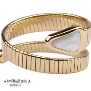 Bvlgari SERPENTI bracelet in 18kt Yellow gold