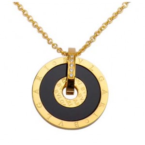 Bvlgari Black Onyx Pendant Necklace in 18kt Yellow Gold
